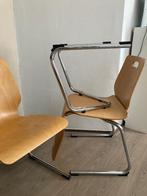 Stoelen drie stuks houten kuipzitting met chromen onderstel, Ophalen, Gebruikt, Hout, Drie