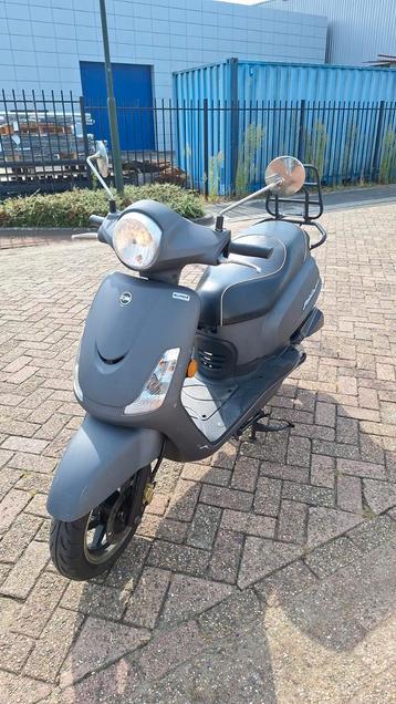 Sym fiddle snor scooter 2019 beschikbaar voor biedingen