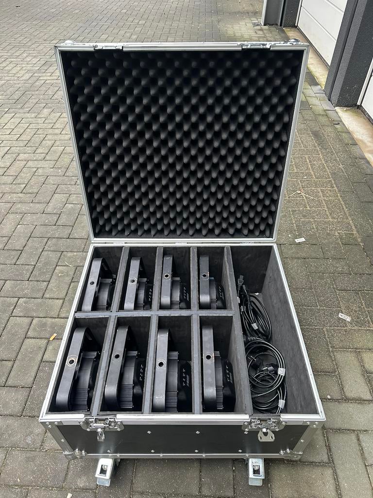 8x tri par RGBW te koop, Ophalen, Zo goed als nieuw