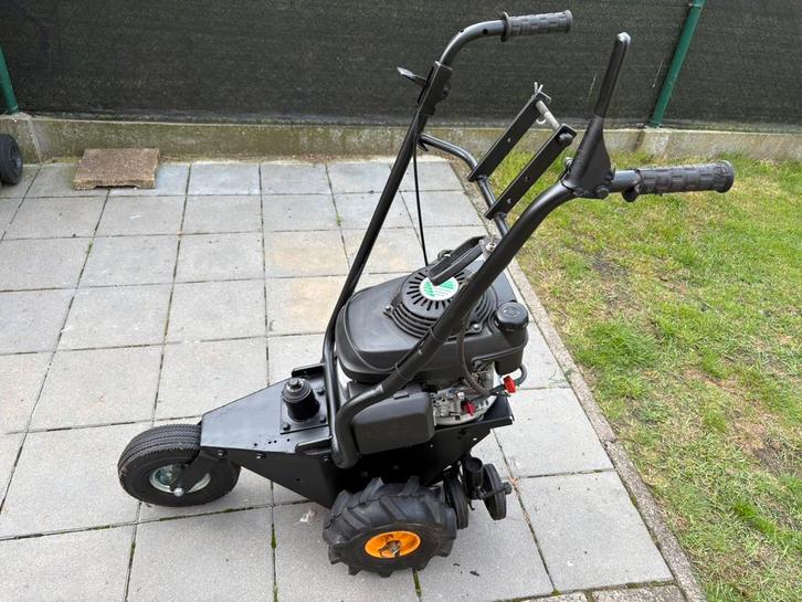 Kabellegger robot- huisdieren begrenzingsdraad, Tuin en Terras, Robotmaaiers, Gebruikt, 20 tot 25 cm, Ophalen