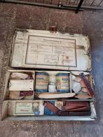 Antieke verbanddoos met inhoud, Antiek en Kunst, Curiosa en Brocante, Ophalen of Verzenden