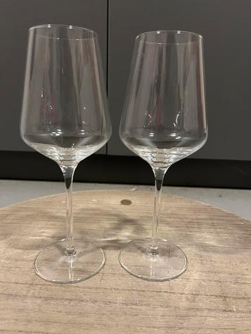 Vivo Villeroy & Boch wijnglazen wit 2x beschikbaar voor biedingen