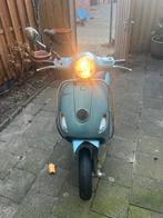 Vespa, Fietsen en Brommers, Snorfietsen en Snorscooters, Ophalen of Verzenden, Zo goed als nieuw, Benzine, Vespa