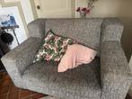 Grijze loveseat met kussens, Ophalen, Gebruikt, 75 tot 100 cm, 100 tot 125 cm