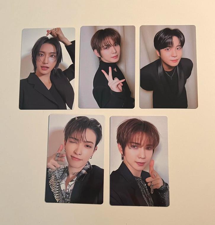 Ateez Golden Hour part 2 Album Photocards, Verzamelen, Muziek, Artiesten en Beroemdheden, Zo goed als nieuw, Foto of Kaart, Verzenden