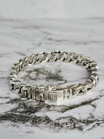 Nieuwe zilveren Best to Buddha armband  beschikbaar voor biedingen