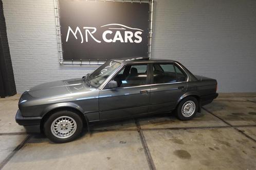 BMW 3-serie 320i Automaat met slechts 128dkm, Auto's, Oldtimers, Bedrijf, Te koop, Lichtmetalen velgen, Metallic lak, BMW, Benzine