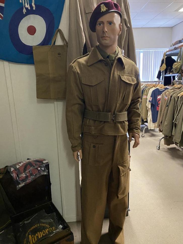 Amerikaans, Raf en Britse Uniformen en allerlei andere items, Verzamelen, Militaria | Tweede Wereldoorlog, Landmacht, Embleem of Badge