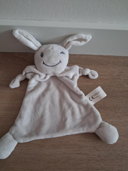 Knuffeldoekje konijn Evora Bambino Kruidvat doekje K9594, Kinderen en Baby's, Speelgoed | Knuffels en Pluche, Zo goed als nieuw
