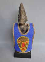 Ibedji tweelingbeeld met kralenjas, YORUBA, Nigeria, ca 1970, Verzenden