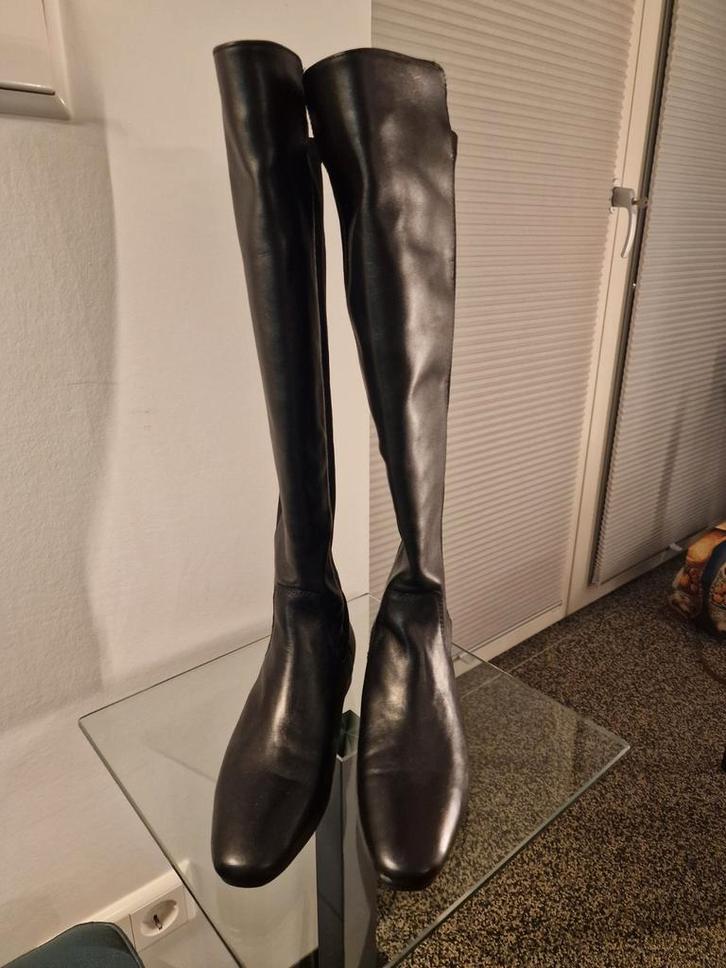 Nieuwe laarzen Cortefiel zwart mt 37 leer met stretch, Kleding | Dames, Schoenen, Nieuw, Hoge laarzen, Zwart, Ophalen of Verzenden