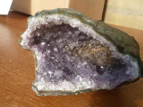 Amethist geode (03), Verzamelen, Mineralen en Fossielen, Mineraal, Ophalen of Verzenden