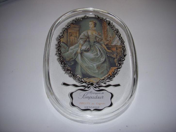 Glazen betaalschaal Marquise de Pompadour Hennessy Cognac, Verzamelen, Merken en Reclamevoorwerpen, Gebruikt, Gebruiksvoorwerp