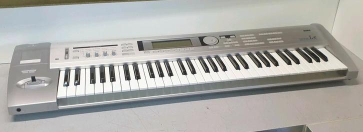 Korg Triton Le  keyboard music workstation, Muziek en Instrumenten, Keyboards, Gebruikt, 61 toetsen, Korg, Ophalen