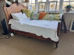Heerlijk antiek bed van 130x180., Ophalen