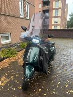 Vespa sprint 2021, Fietsen en Brommers, Scooters | Vespa, Ophalen, Vespa S, Zo goed als nieuw, Benzine