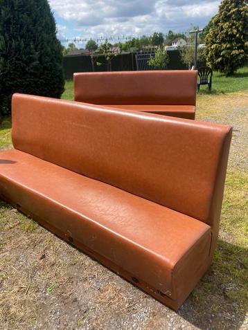 Horecabanken 2 stuks beschikbaar voor biedingen