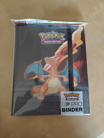 Nieuwe Pokémon Charizard Portfolio Binder beschikbaar voor biedingen