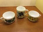 Arcopal Lotus knor beker en twee soepkommen, Ophalen of Verzenden