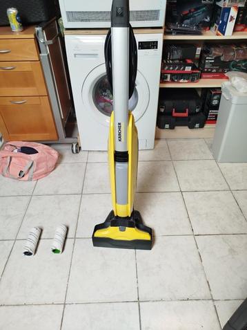 Karcher fc5 vloer reiniger (elektrische dweil) met extra set beschikbaar voor biedingen