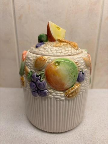 Snoepjes Pot Fruit beschikbaar voor biedingen