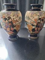 Japanse Satsuma vazen met bladgoud., Ophalen