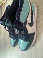 Nike Air Jordan 1 High Blauw/Wit, Ophalen of Verzenden, Zo goed als nieuw, Blauw, Sneakers of Gympen