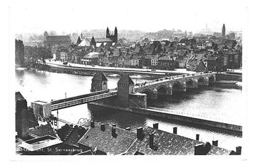975571 Maastricht 1949 St Servaasbrug Gelopen met postzegel beschikbaar voor biedingen