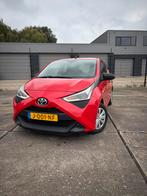 Toyota Aygo X-Fun - Airco/CruiseControl/Bluetooth, Auto's, Voorwielaandrijving, Stof, Zwart, 4 stoelen