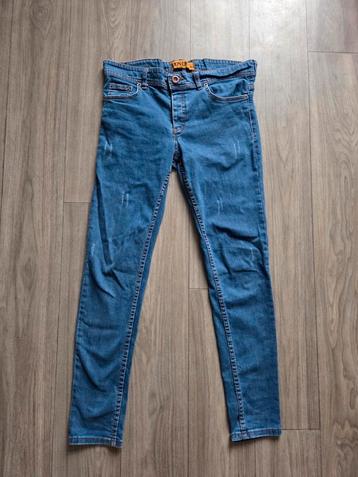 Blauwe jeans in maat 32 beschikbaar voor biedingen