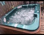 4-persoons jacuzzi / spa, Ophalen, Gebruikt, Vast