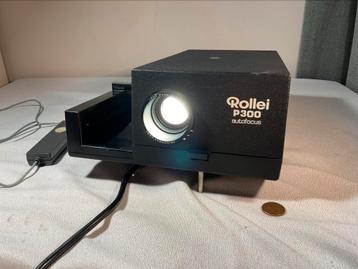 goed werkende ROLLEI P300 autofocus diaprojector beschikbaar voor biedingen