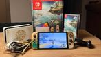 Nintendo Switch Oled Zelda versie, met lader en joy con grip, Spelcomputers en Games, Switch OLED, Met games, Ophalen of Verzenden