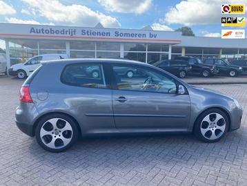 Volkswagen Golf 1.6 Trendline GTI look Sportuitlaat beschikbaar voor biedingen