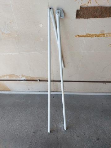 Spanstang Thule, Prostor, Brustor. beschikbaar voor biedingen