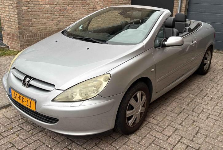Peugeot 307 2.0 16V CC 2004 Grijs, Auto's, Peugeot, Particulier, Airbags, Airconditioning, Alarm, Android Auto, Apple Carplay