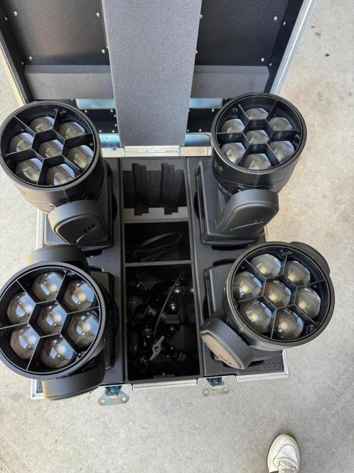 Robe Ledbeam 150. 4 stuks in flightcase, Muziek en Instrumenten, Licht en Laser, Gebruikt, Licht, Kleur, Stroboscoopeffect, Ophalen