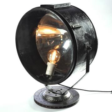 Authentieke grote stoere industriële spot/fabriekslamp. beschikbaar voor biedingen