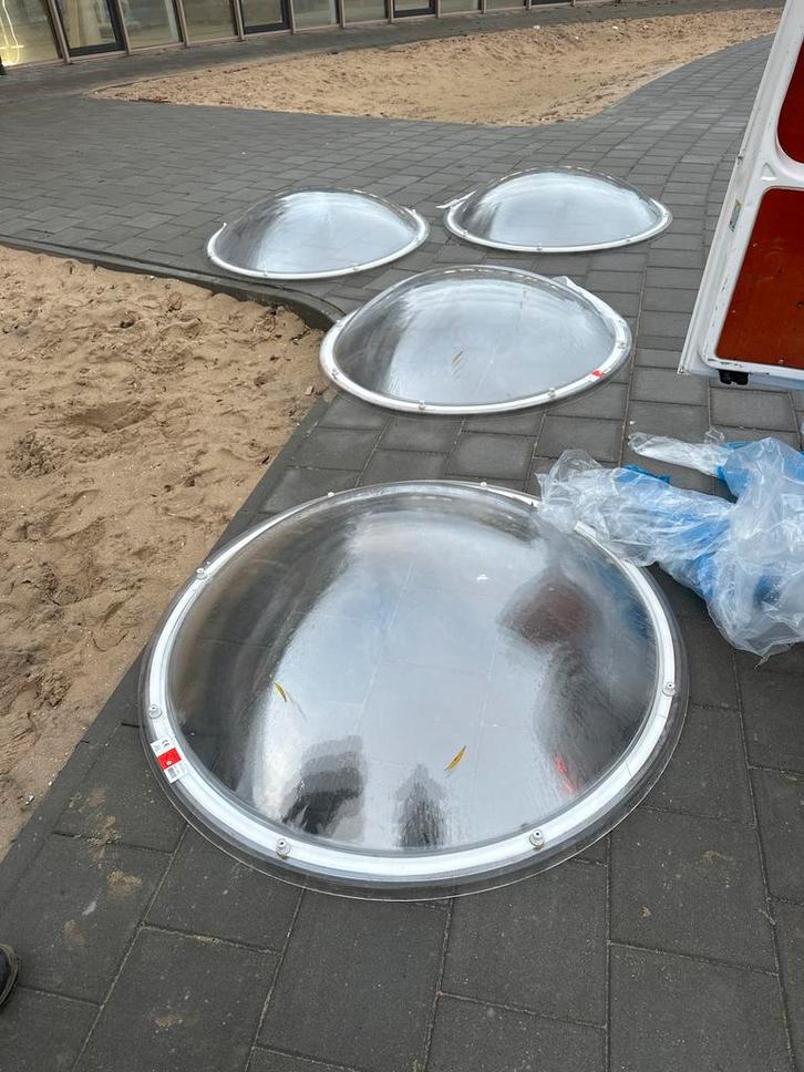 Gebruikte Skylights - Dakramen in goede staat, Auto diversen, Wieldoppen, Gebruikt, Ophalen