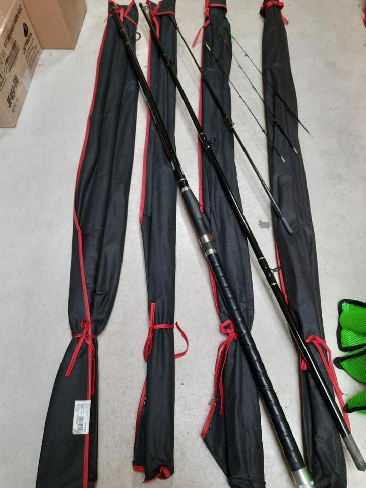 Partij van 5 nieuwe feederhengels. 3 90m 30 tot 80 gram, Watersport en Boten, Hengelsport | Witvissen, Nieuw, Werphengel, Ophalen of Verzenden