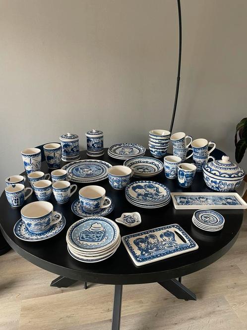 Servies Blond Amsterdam Delfts Blauw, Huis en Inrichting, Keuken | Servies, Bord(en), Blond Amsterdam, Aardewerk, Ophalen