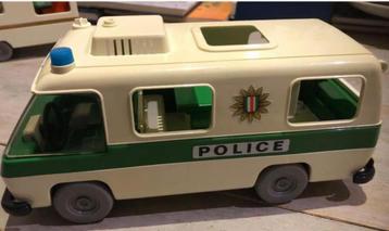 Playmobil politiebus Geobra 1977 beschikbaar voor biedingen