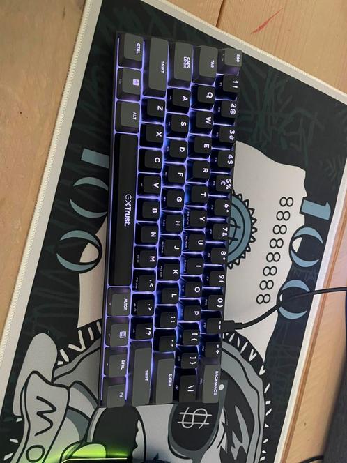 Gx trust gaming toetsenbord 60%, Computers en Software, Toetsenborden, Zo goed als nieuw, Qwerty, Bedraad, Gaming toetsenbord