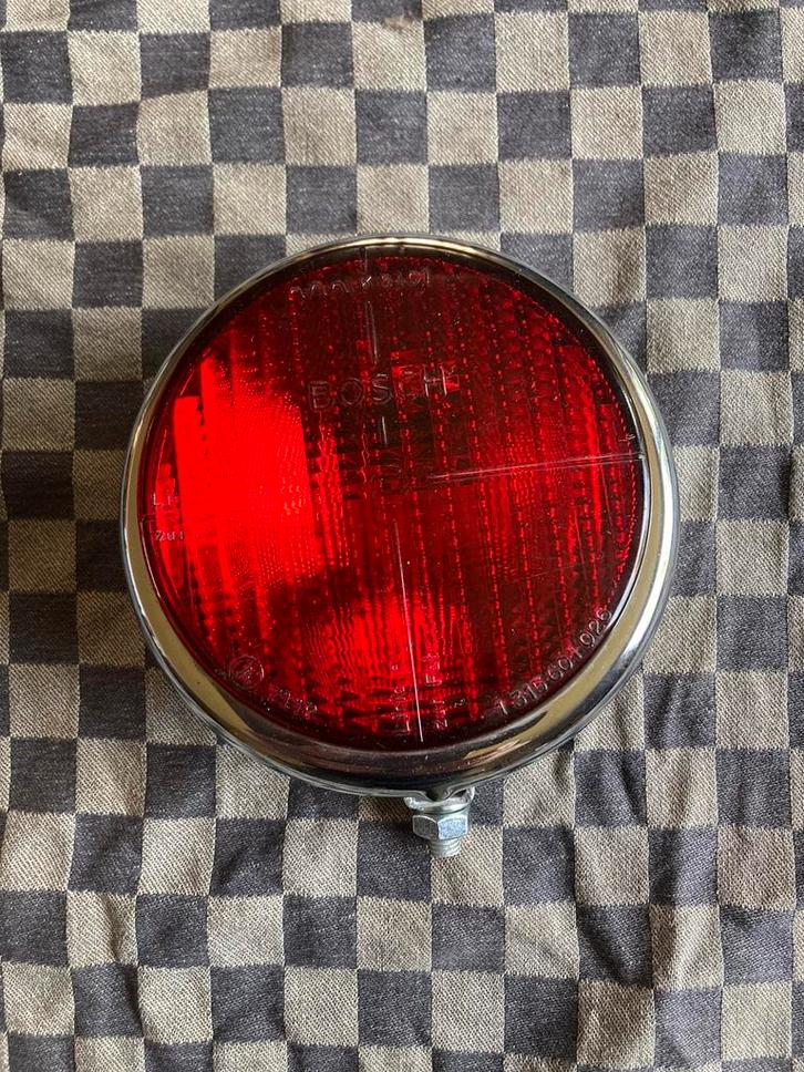 Oldtimer 1 rode mistlamp merk Bosch diameter 15 cm, Auto-onderdelen, Verlichting, Gebruikt, Ophalen of Verzenden