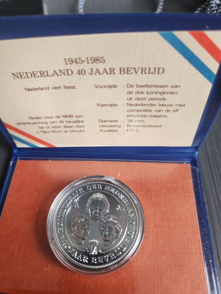 Herdenkingspenning Nederland 40 Jaar Bevrijd, Postzegels en Munten, Munten | Nederland, Losse munt, Overige waardes, Koningin Beatrix