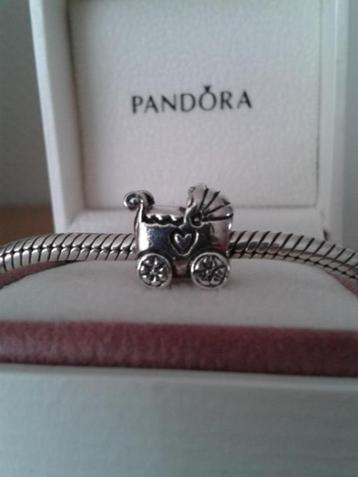 Pandora bedel baby carriage beschikbaar voor biedingen