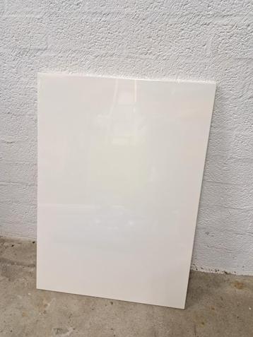 Magneetbord 70x50 beschikbaar voor biedingen