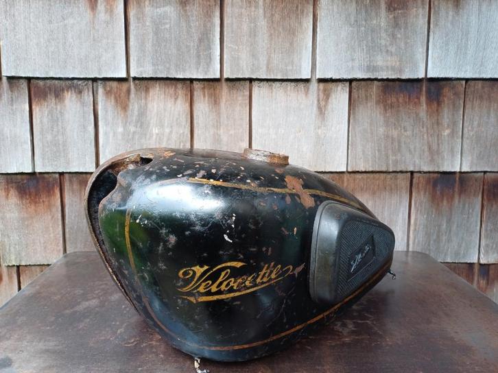 John Bull nr. 25 Velocette knierubber knee-grip knee-pad, Motoren, Onderdelen | Oldtimers, Gebruikt, Ophalen of Verzenden