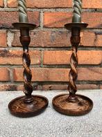 Vintage Set van 2 Houten Kandelaars met Gedraaide Voet, Huis en Inrichting, Gebruikt, Bruin, Ophalen of Verzenden, Hout