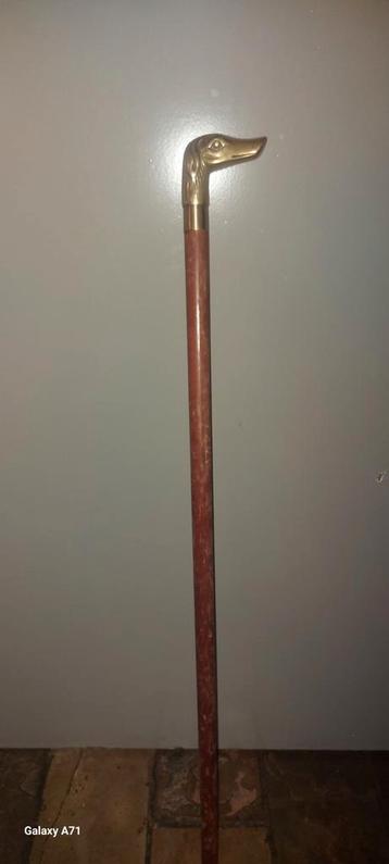 Vintage Wandelstok met Hondenkop beschikbaar voor biedingen